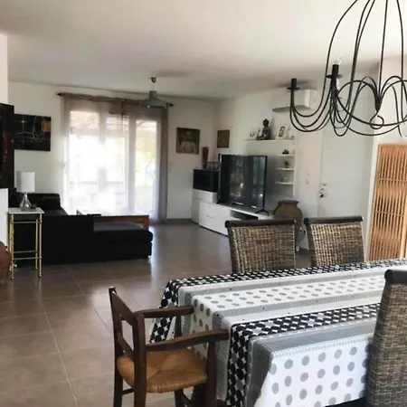 Holiday home Maison Avec Piscine Privee Aux Portes Des Cevennes Saint-Christol-les-Ales